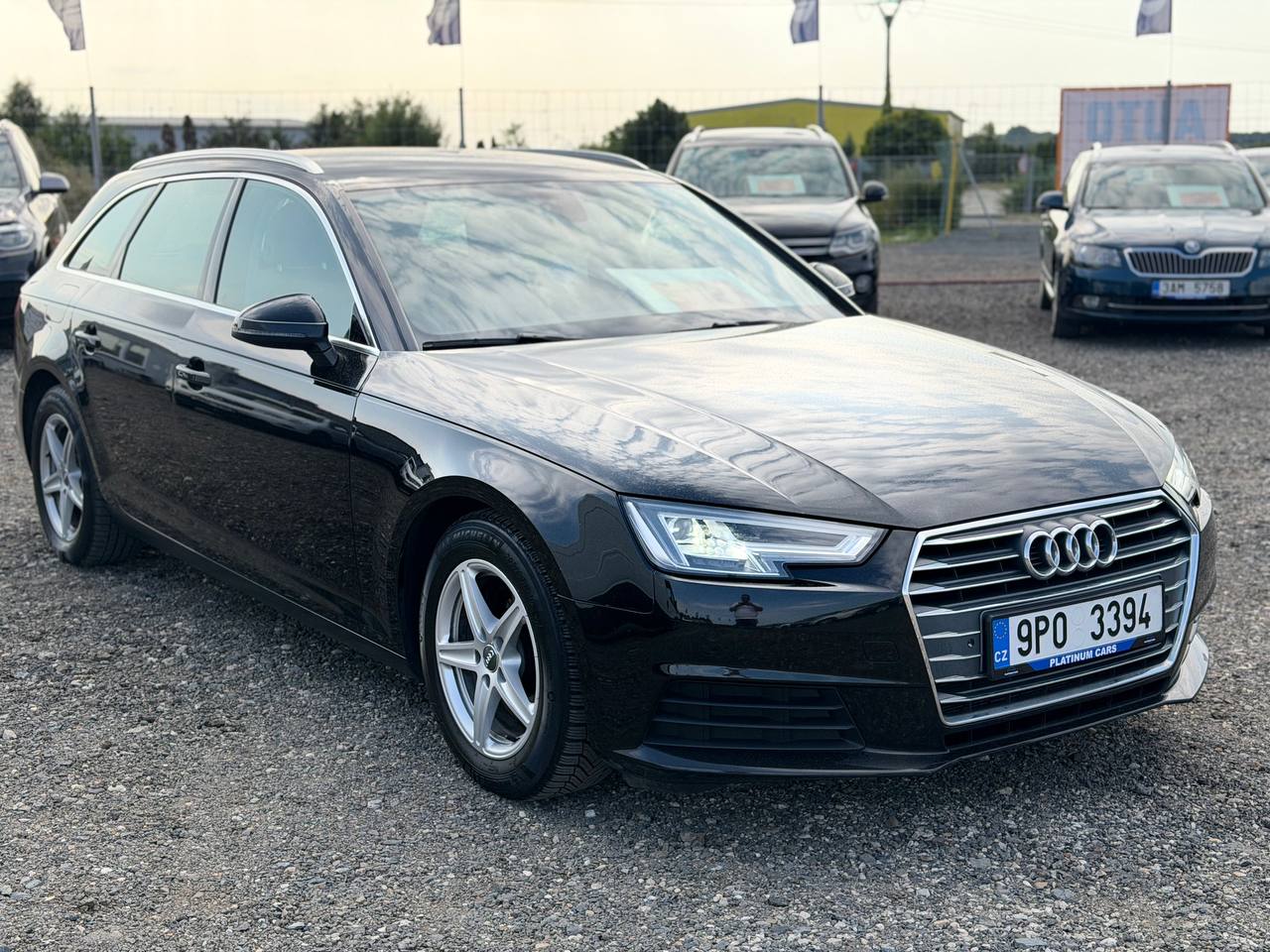 Audi A4 Avant 2.0 TDI S tronic – 2018 рік